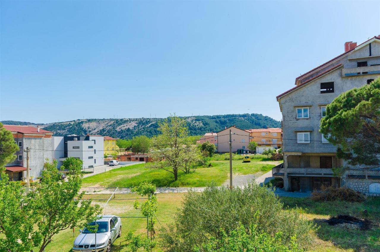 Apartments Anica F Lopar Exterior photo